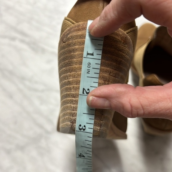 Eileen Fisher Tan Suede Heeled Bootie Size 9 - Picture 12 of 12